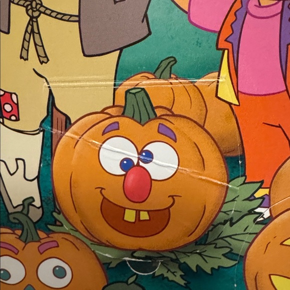 🏖️2/$5🏖️Dora's Halloween Adventure Book, board book, 2003 - Picture 5 of 7